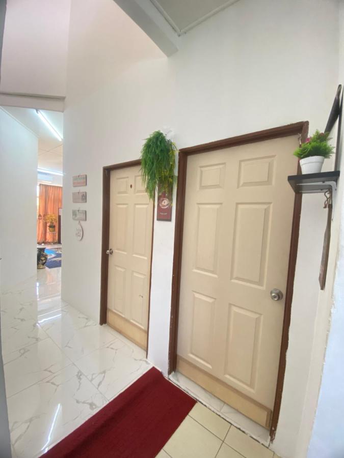Lh Homestay Bandar Utama Gua Musang Eksteriør billede